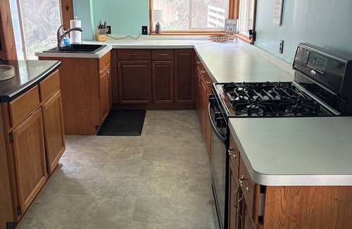 Brooklyn House | New listing! 3bedroom 2full bath cottage on Wamplers lake in Brooklyn, Mi.
