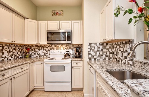 Clearwater Condo | NEW LISTING! AVALON - Newly renovated condo on ground floor with pool view.