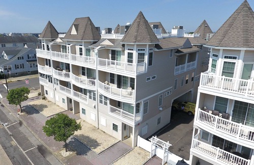Seaside Heights House | New Listing! Beautiful 2000 Square Foot Multi-Level Townhome. 1 BLOCK FROM BEACH