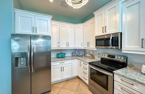 Jose's Hideaway House | NEW LISTING! BEACH PARADISE: BEACHFRONT, SLEEPS 10, 2 CARTS, POOL, GAMES, & FUN