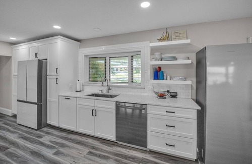 Haines City House | NEW LISTING! Beautiful Lake View Retreat Drivable to Theme Parks