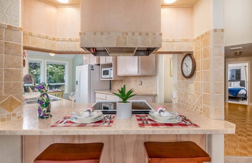 Florence House | New listing! Beautiful centrally located Florence home near the river, gas grill, game room
