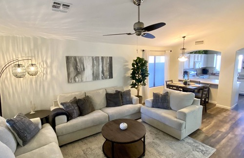 Springfield Park House | NEW LISTING! Clean 3 bed, 2 bathroom near the WMO Golf tournament