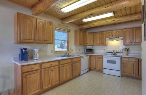 Creede House | New Listing! Close to a Historic Mining Town - ATVs Welcome - Fireplace/Deck