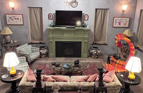 Lewisburg Cottage | New Listing: Daisy Cottage an eclectic retreat in Historic Downtown Lewisburg.