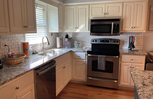Columbus House | New Listing! Family Friendly Home, WIFI, Game Room, Large Yard near Ft. Benning