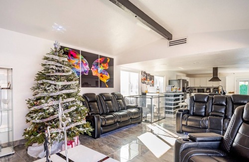 Paradise House | NEW LISTING! Fancy, Entertaining and Modern Smart Home. by RedAwning
