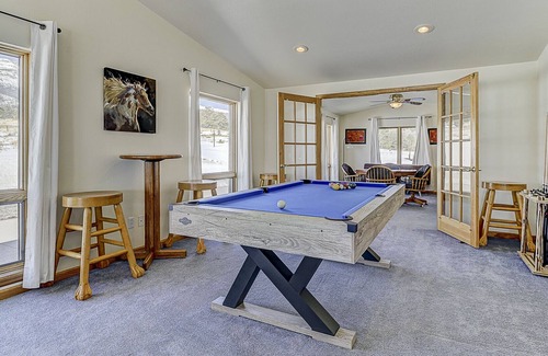 Westcliffe House | ***New listing*** Front 60 at Gibbs Peak
