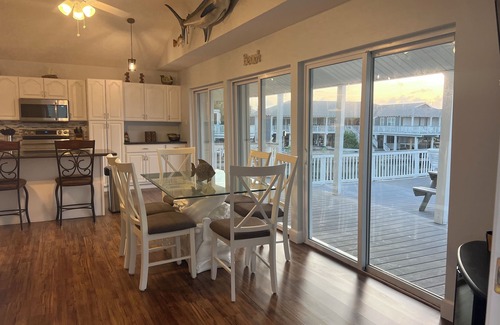 Jamaica Beach House | NEW LISTING -FULLY REMODELED CANAL HOME-PERFECT FOR FAMILIES & FISHING!