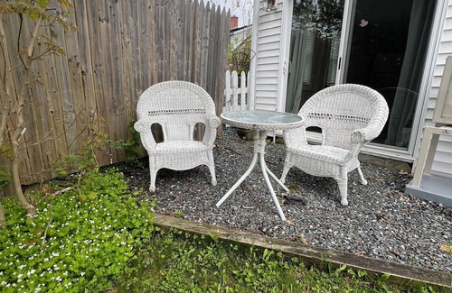 Southwest Harbor Apartment | New Listing! Garden level Apartment with great harbor access!