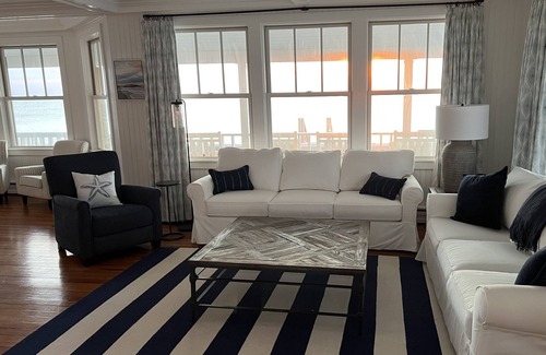 Minot House | New Listing! Gorgeous Oceanfront House with Private Beach Access