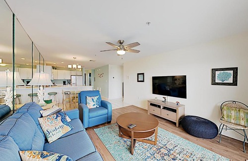 Heron Harbour Isle Apartment | New Listing! Heron Harbor Haven with Pools & Tennis condo