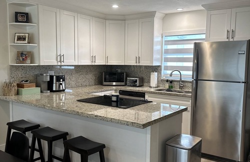 Key Largo House | NEW LISTING! Key Largo Oceanside Townhouse with Private Marina, Lagoon, & Pools