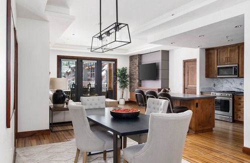 Lakeside Park Condo | NEW LISTING! Luxury 4BDR Residence steps from Heavenly Village