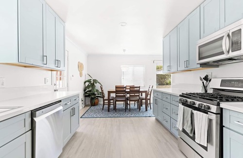 Lemon Grove House | NEW listing! Modern Getaway with Private Backyard
