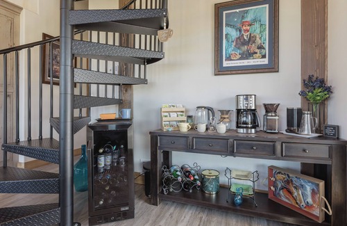 Creede Cabin | New listing! Newly constructed on 77 Acres of Solitude, Amazing Views & Hot Tub