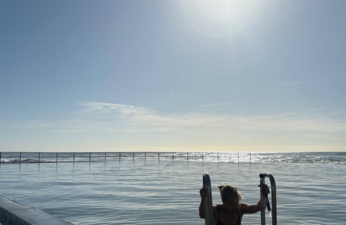 Wombarra Apartment | New listing:nRetro styled retreat Wombarra Ocean Views