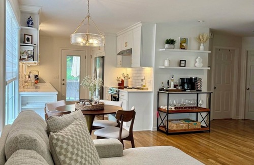 Inglewood House | NEW LISTING - Pet Friendly East Nashville Oasis for Ultimate Local Experience