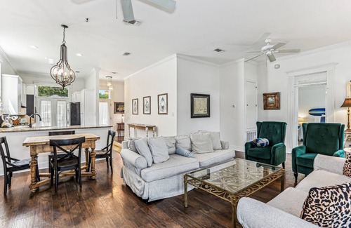 Ono Island House | New Listing! Private Home| Pet Friendly| Fenced Yard| Quiet Neighborhood| Minutes to Beaches