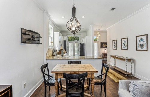 Ono Island House | New Listing! Private Home| Pet Friendly| Fenced Yard| Quiet Neighborhood| Minutes to Beaches