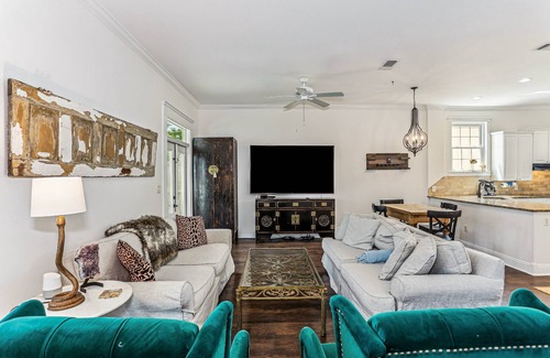 Ono Island House | New Listing! Private Home| Pet Friendly| Fenced Yard| Quiet Neighborhood| Minutes to Beaches