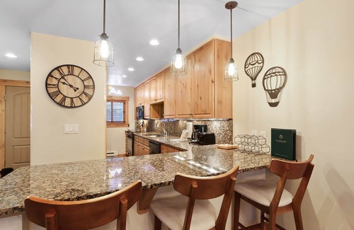 Historic District Condo | *New Listing* Remodeled Breckenridge condo, 1 block to historic Main St!