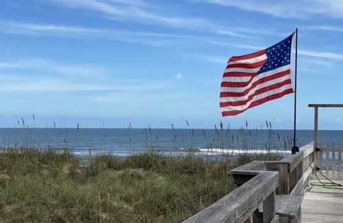 Fernandina Beach Condo | NEW LISTING - Sand Dollar VIllas - Forever Young