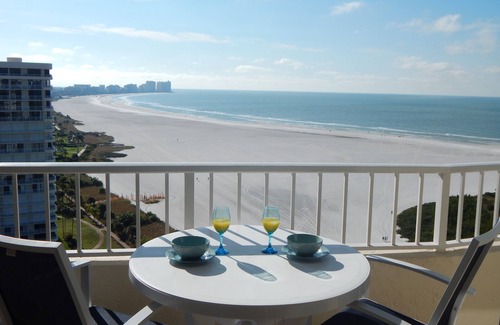 Marco Island Condo | NEW LISTING: SEA MAR CONDO II - 19th Floor Penthouse South Seas Tower 3