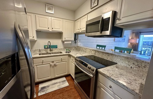 Topsail Beach House | New Listing Sea Queen in Queens Grant 2 bed/2 bath