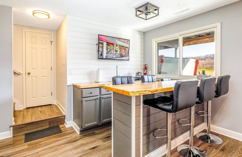 The Galena Territory House | New Listing~ The Hangout- Newly Remodeled!
