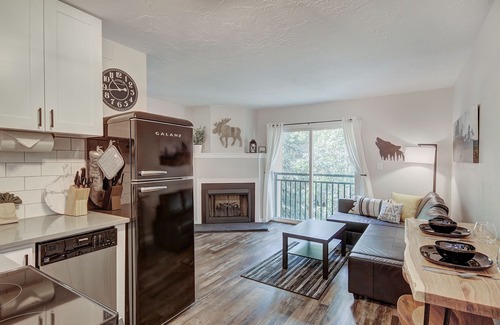 Historic District Condo | New Listing! Top Floor Top End Downtown Remodel!