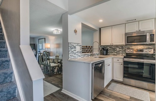 Oceanmarsh Subdivision Condo | NEW LISTING! Ocean and Pool Views on Harbor Island - Short Walk to Pool and Beach