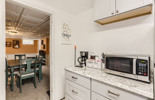 Skyland House | New Listing! Walk to City Park | Lower-Level | Full Kitchen