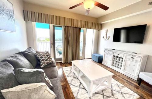 Sunnyside Villa | New Listing: Water Views, Beach, West end near 30A