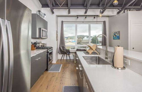 Bozeman Condo | NEW! Loft w/private balcony & great views minutes to Downtown Bozeman & MSU - Bridger's Escape