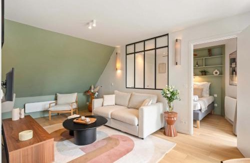 Necker Apartment | New loft with terrace & jacuzzi near Montparnasse