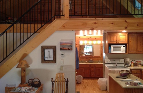 Mears Cabin | New Log Cabin On 3 Wooded Acres, Outdoor Shower, Lake Michigan, Air-Conditioned