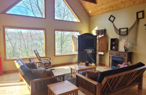 Lake Township House | New! Long Lake Landing Kayaks & Sandy Waterfront