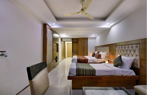 Sonepat Hotel | New Lotus Paradise Hotel