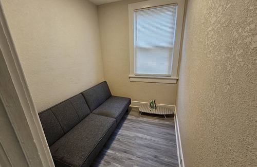 Portsmouth House | NEW! Lovely Home Near Night Life.