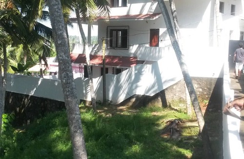 Kovalam Villa | NEW & LOVELY ITALIAN DESIGN HOLIDAY SEA VIEW HOME IN KOVALAM LIGHT HOUSE ROAD