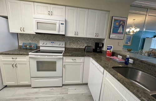 Navarre Beach Condo | ~NEW, LOWER RATES~ENJOY THE SIGHTS & SOUNDS OF THE GULF FROM THE 12th FLR~nnnn`