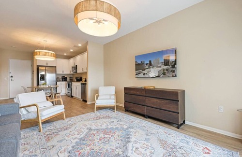 North Park Apartment | NEW LUX Modern Retreat | Views | Parking | Workspaces