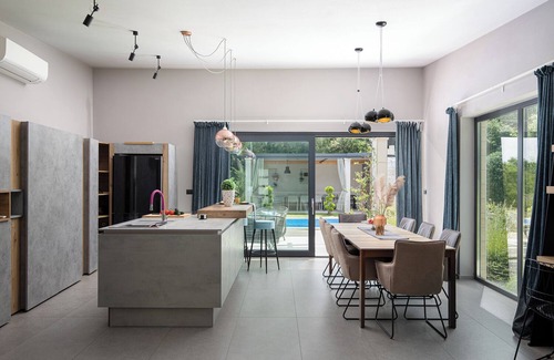 Liznjan Villa | New luxurious modern villa with pool near Pula