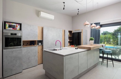Liznjan Villa | New luxurious modern villa with pool near Pula