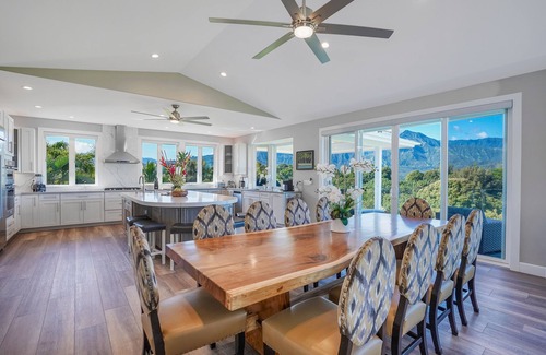 Princeville House | New Luxury 5BR Hanalei Bay, Lumahai, Bali Hai Pool View Estate