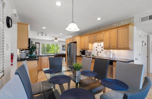 Village Grove House | *New* Luxury 5BR w/Pool and Outdoor Games!
