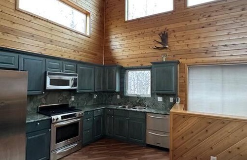 Wasilla House | *NEW!* Luxury Airstrip Stay