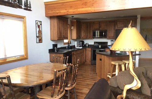 Estes Park Cabin | New Luxury Cabin in Estes Park (3166) No Cleaning Fee