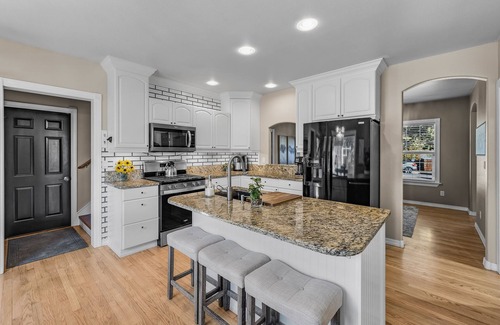 Old Farm District House | New! Luxury Home ~ Salt Water Hot Tub ~ Dog Friendly ~ Fire Pit